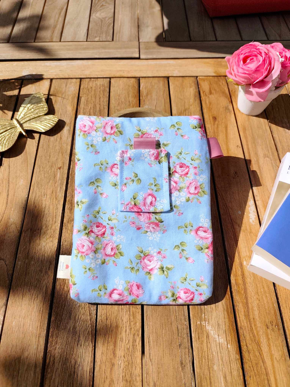 Pochette Livre Mots dans du Velours, protege livre artisanat francais collection été simply read english summer