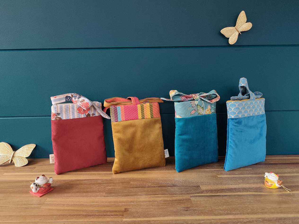 Les Pochettes pour Livres à Rubans