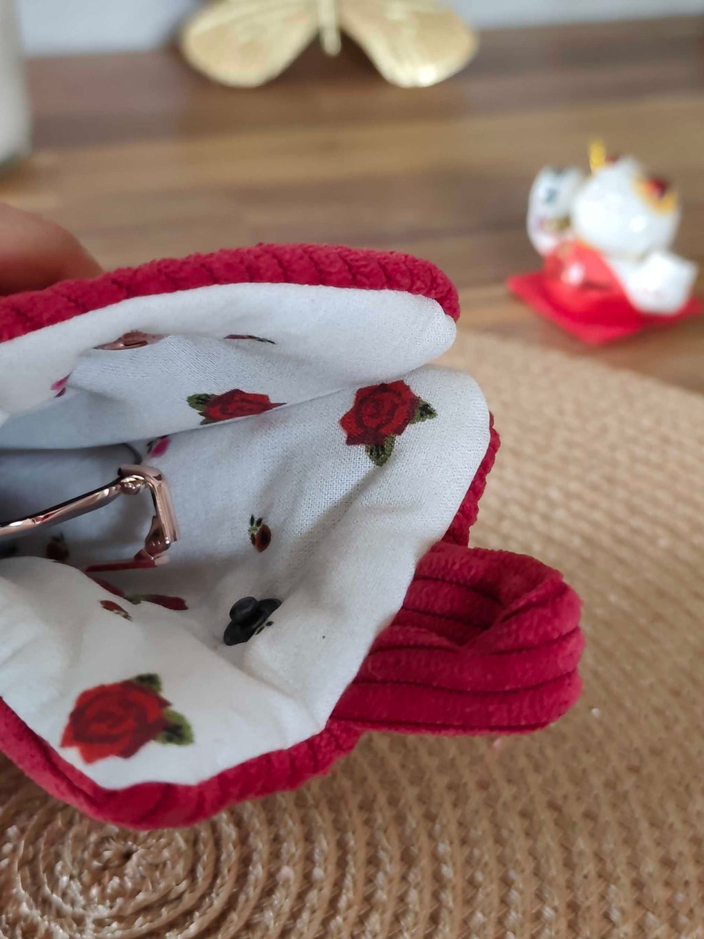 Pochette Livre Mots dans du Velours, protege livre bouton pressions  artisanat francais marque page etui a lunette La Vie en Rose