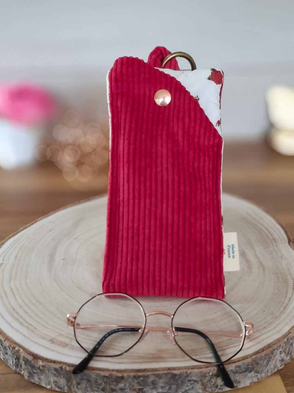 Pochette Livre Mots dans du Velours, protege livre bouton pressions  artisanat francais marque page etui a lunette La Vie en Rose