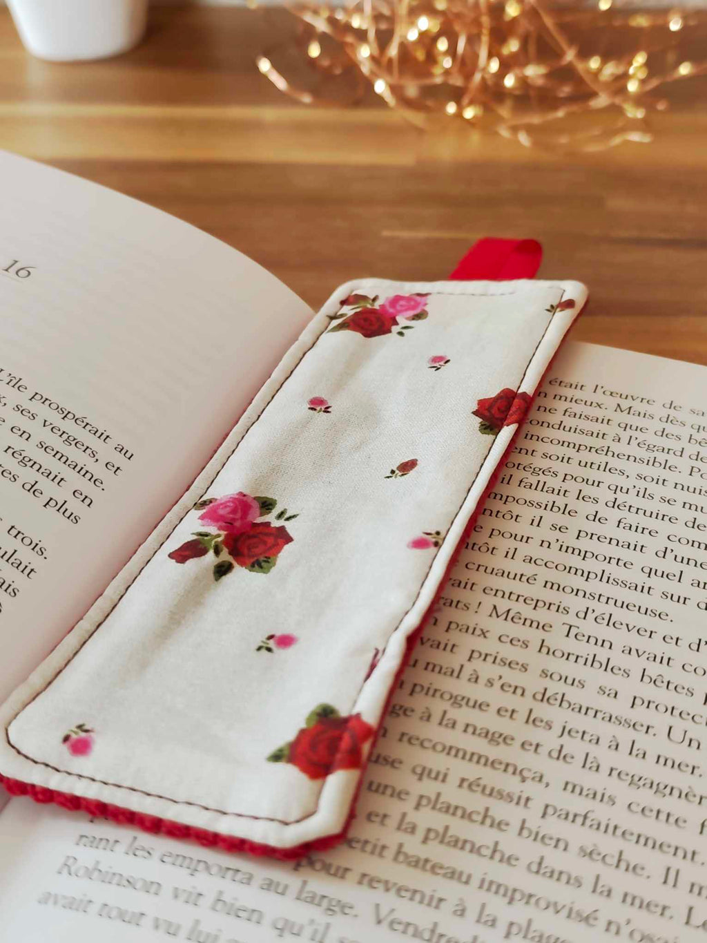 Pochette Livre Mots dans du Velours, protege livre bouton pressions  artisanat francais marque page etui a lunette La Vie en Rose