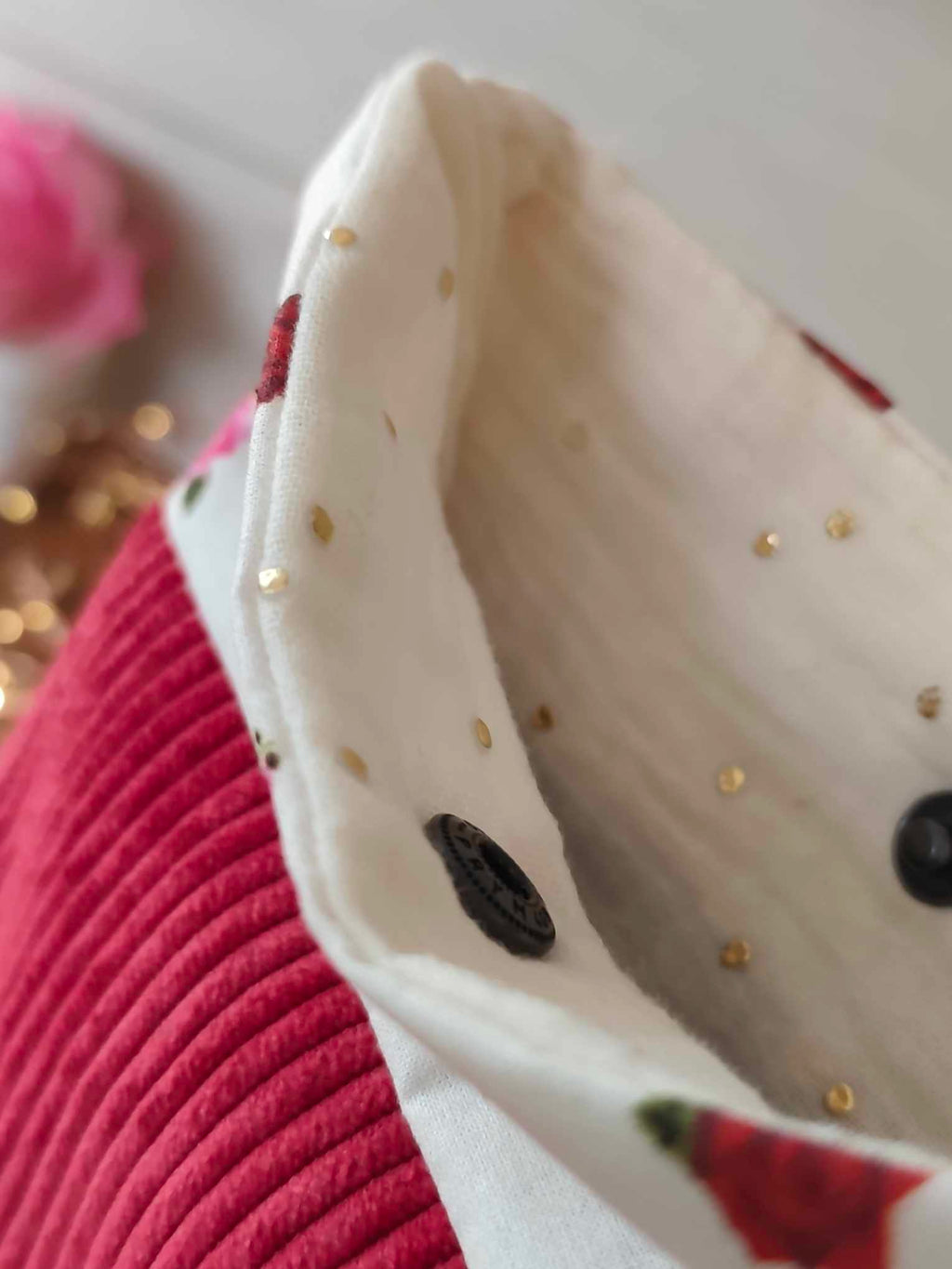 Pochette Livre MOts dans du Velours, protege livre bouton pressions  La Vie en Rose artisanat francais