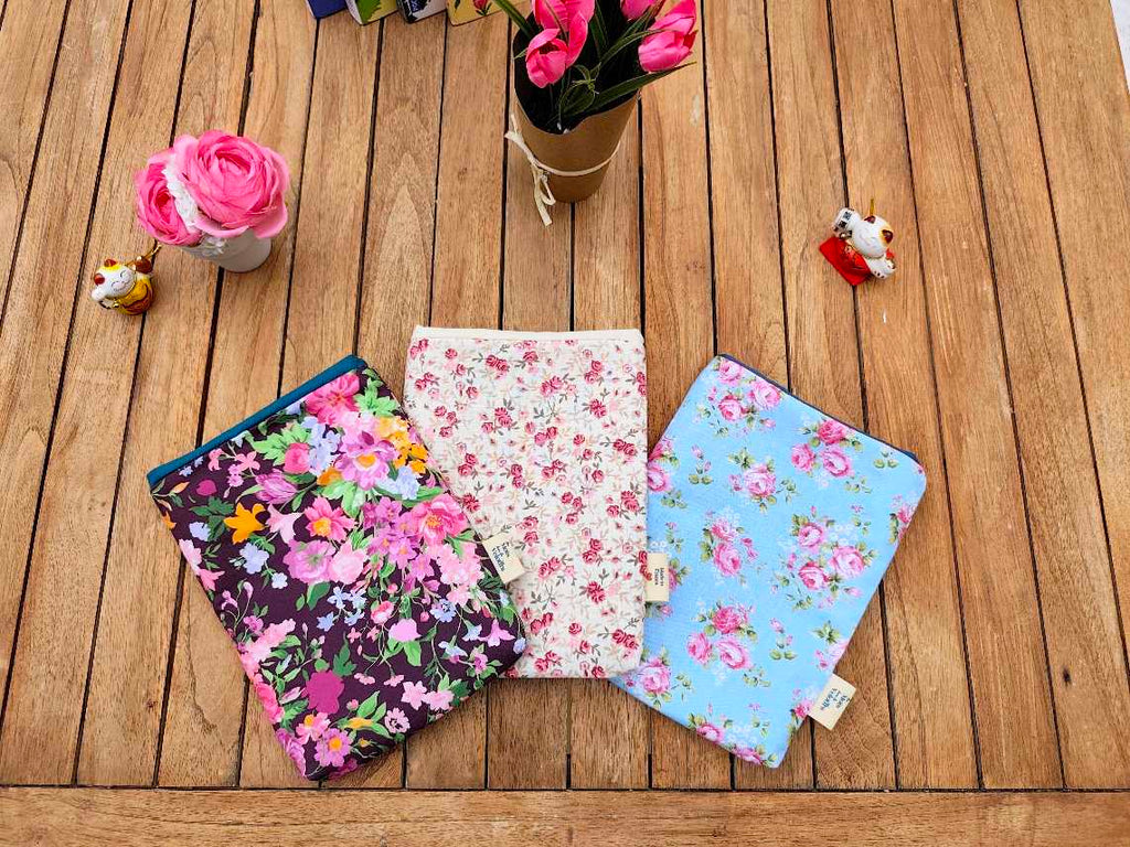 Pochette Livre Mots dans du Velours, protege livre artisanat francais collection été simply read 