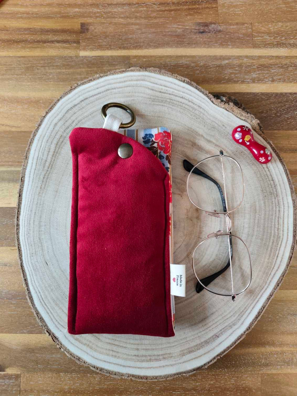 Pochette livre Etui lunettes Velours des mots dans du velours Rouge artisanat francais