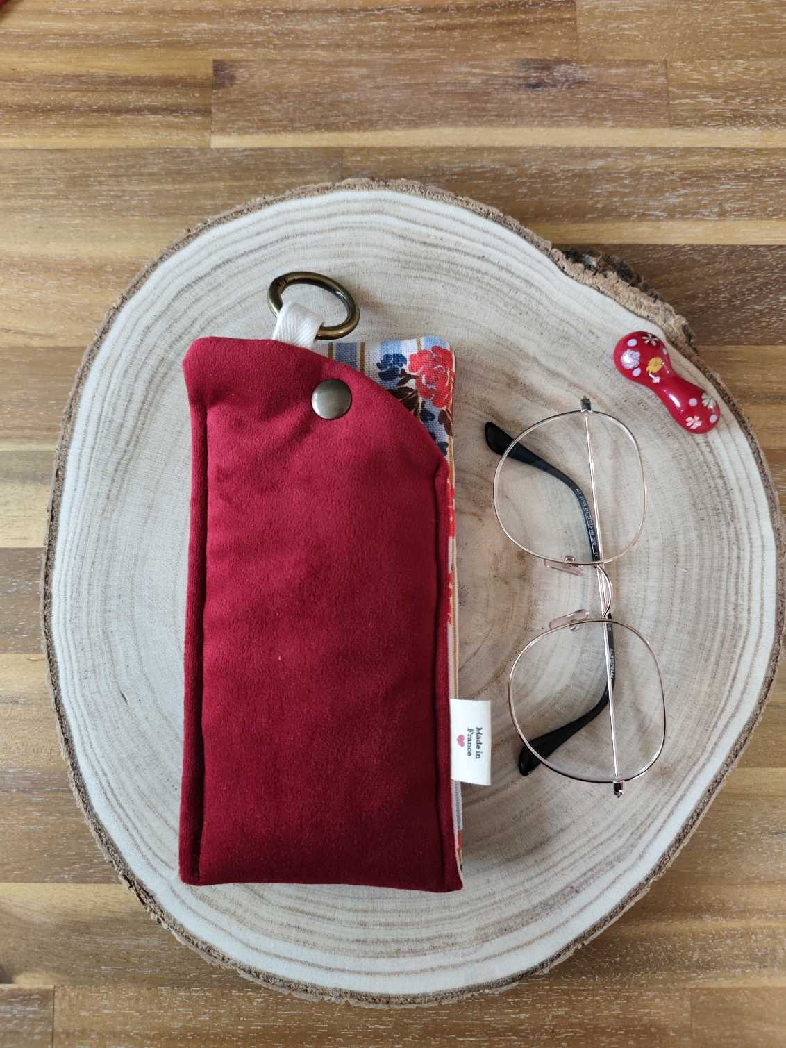 Pochette livre Etui lunettes Velours des mots dans du velours Rouge artisanat francais