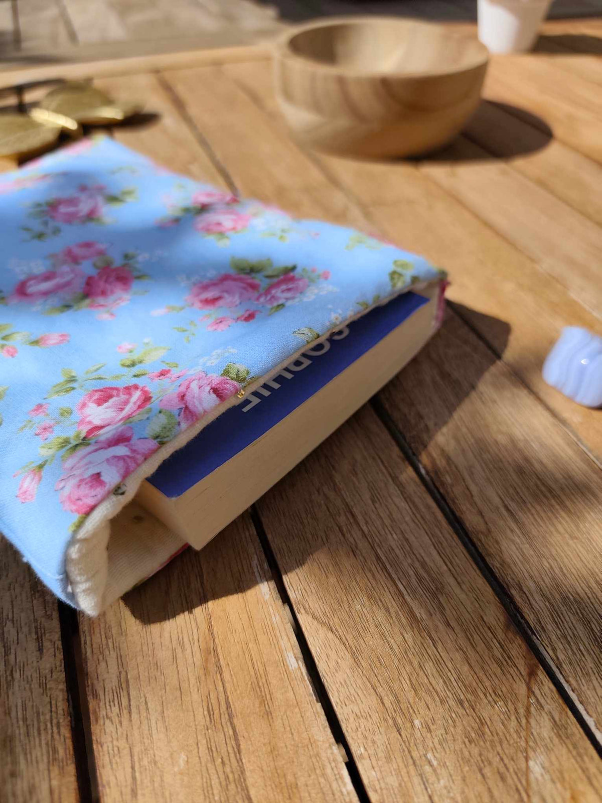 Pochette Livre Mots dans du Velours, protege livre artisanat francais collection été simply read english summer