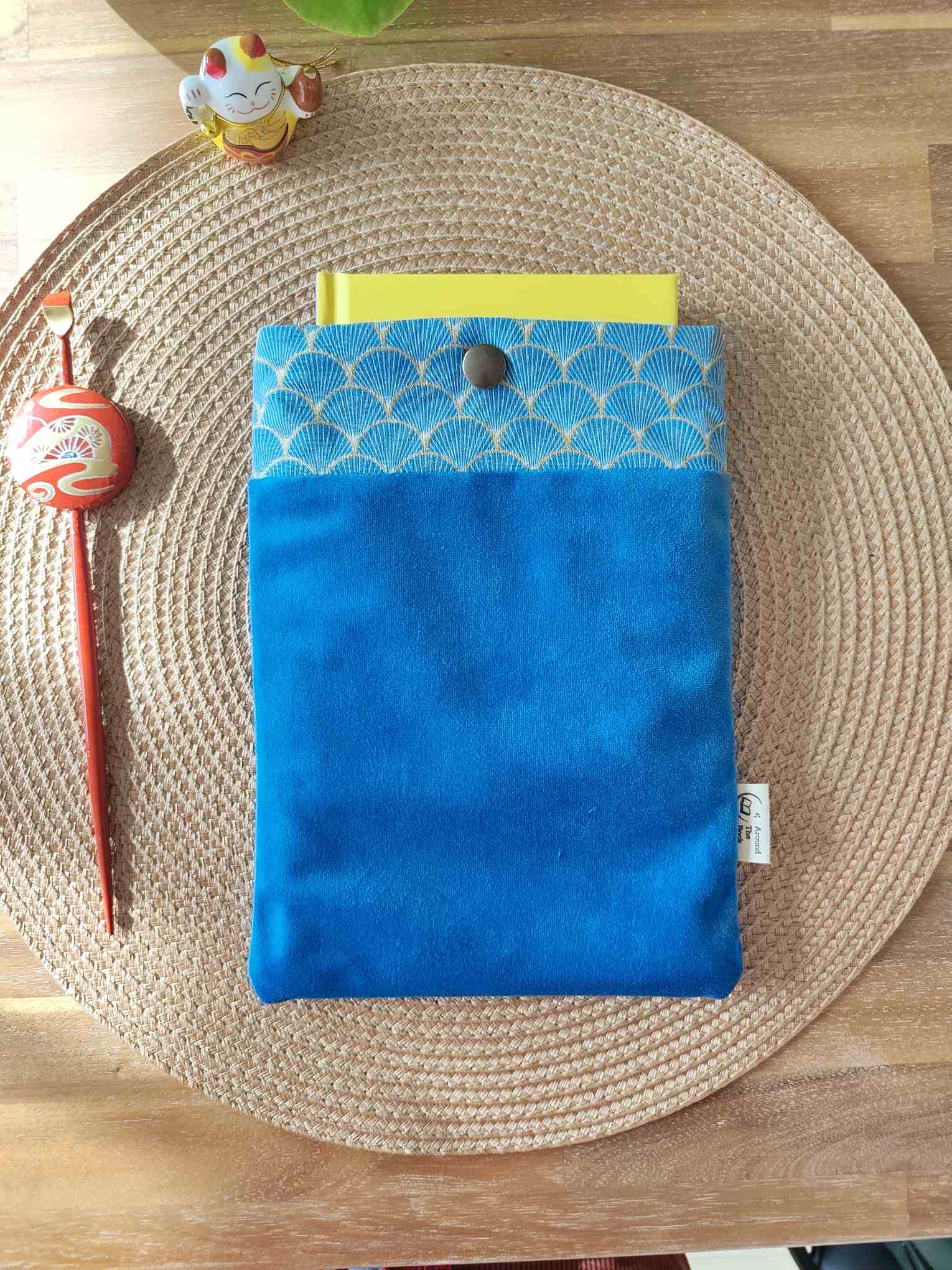 Des Mots dans du Velours Pochettes livre à bouton PRESSION Velours Bleu artisanat france 