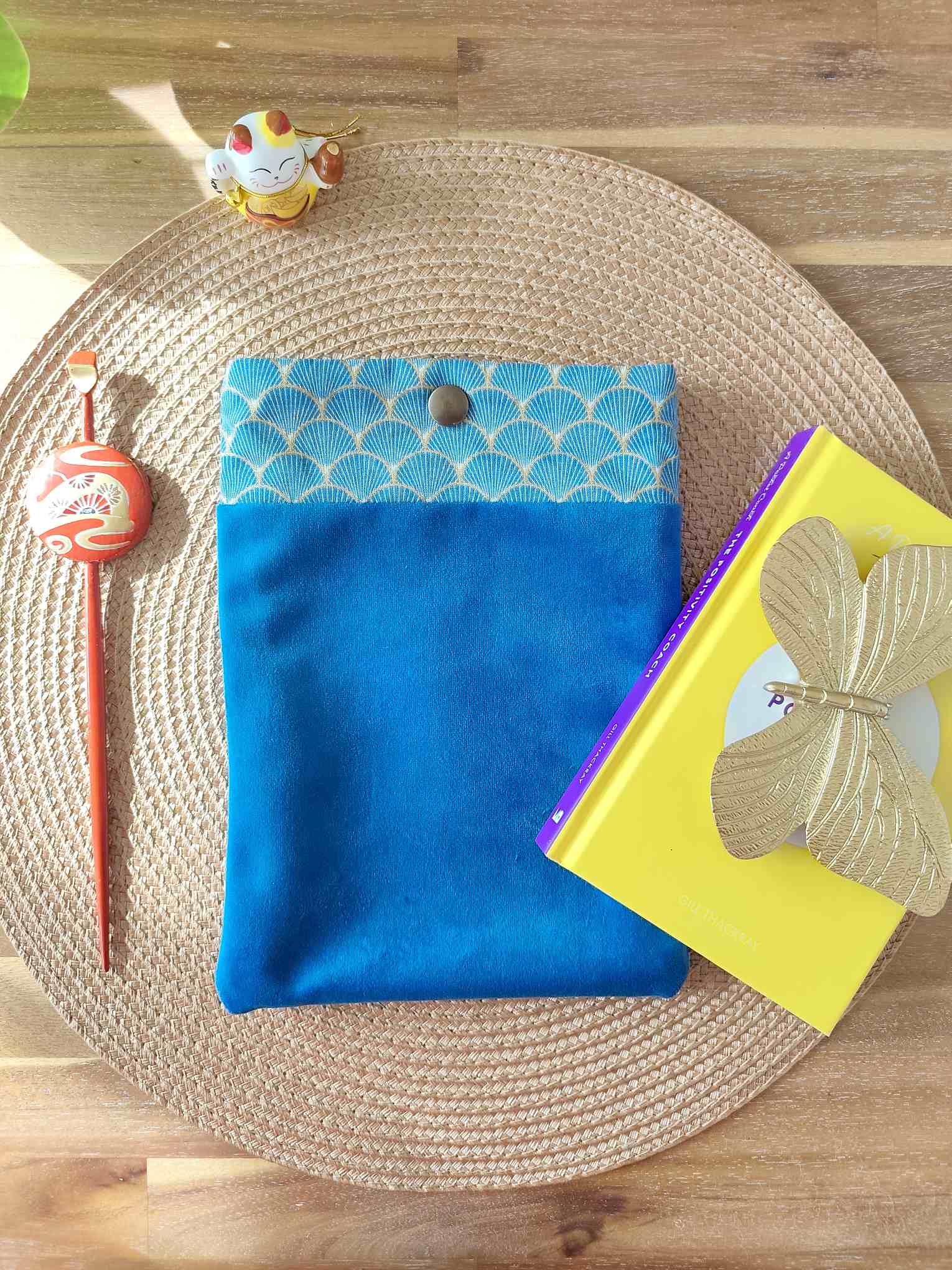 Des Mots dans du Velours Pochettes livre à bouton PRESSION Velours Bleu artisanat france 