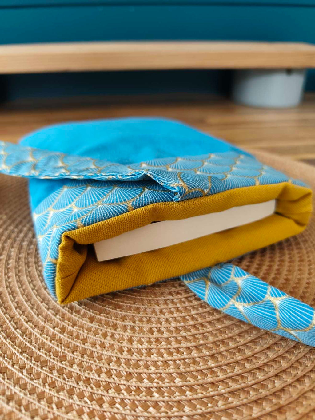 Des Mots dans du Velours Pochettes livre à RUBANS Velours Bleu artisanat france 