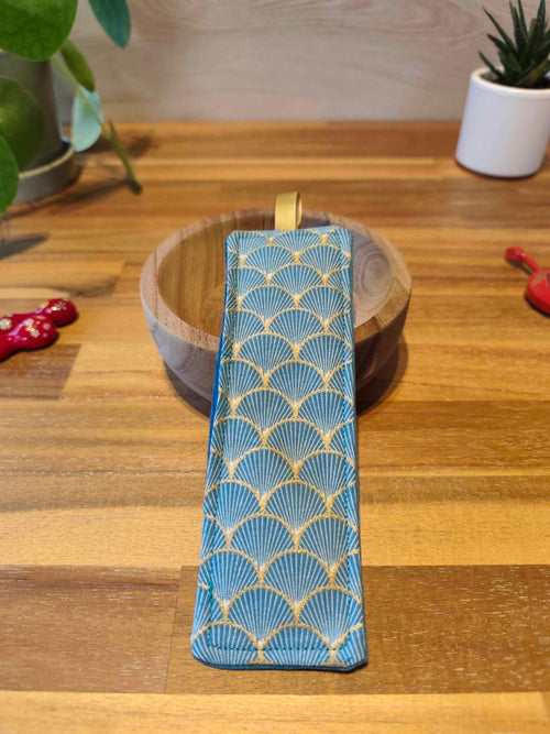 Pochette Livre Mots dans du Velours, marque page , bleu,  artisanat Français