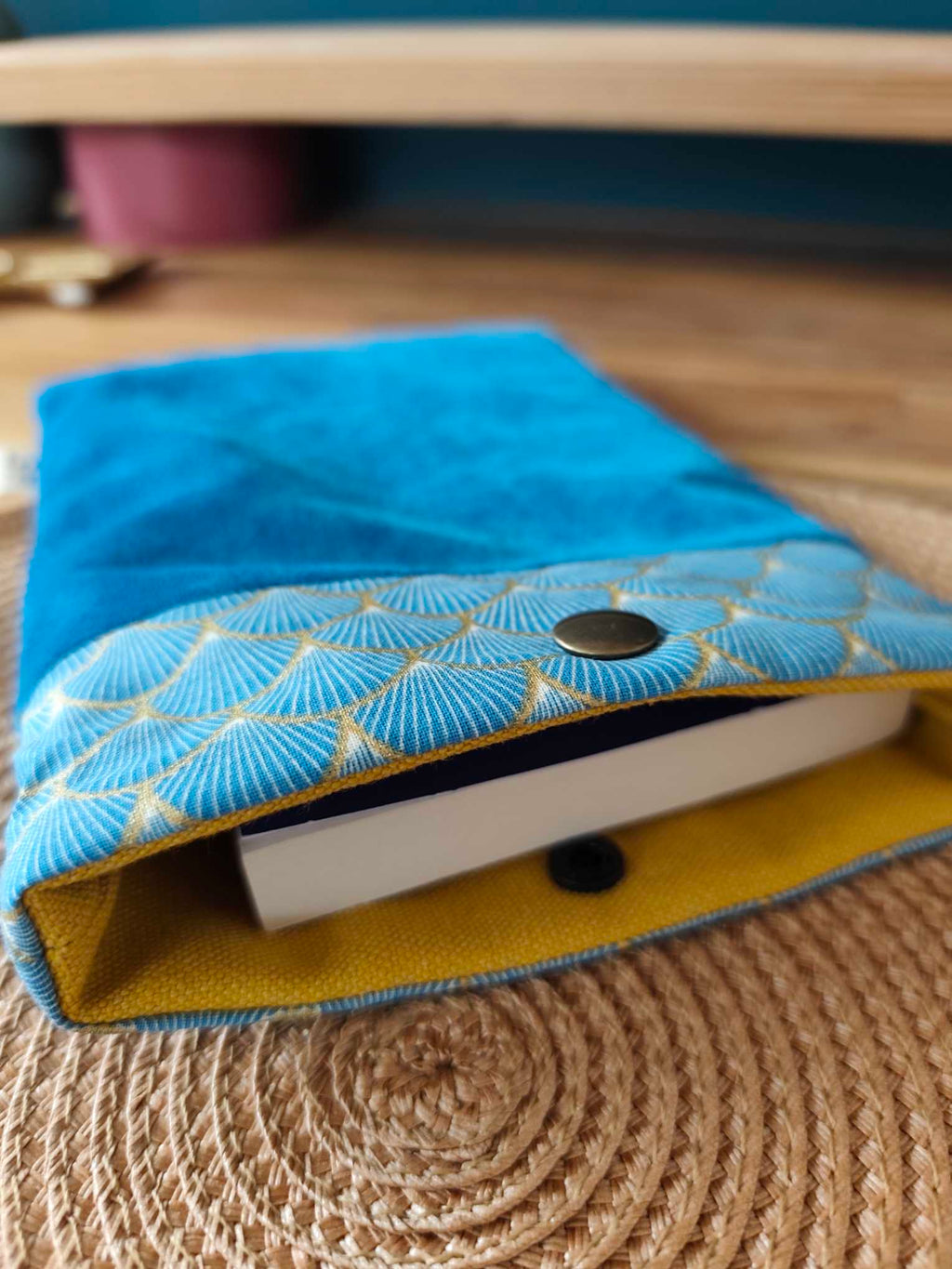 Des Mots dans du Velours Pochettes livre à bouton PRESSION Velours Bleu artisanat france 