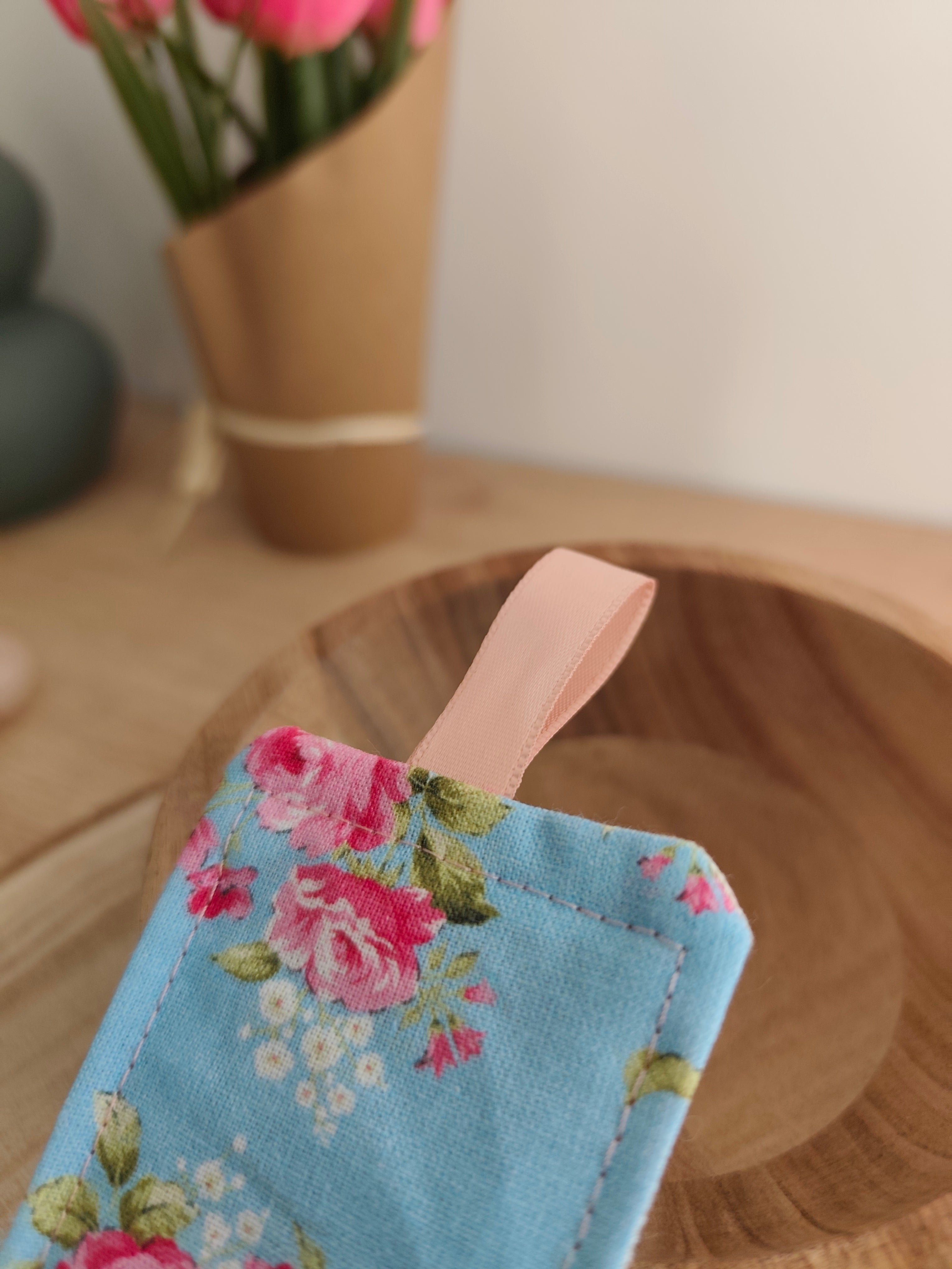 Pochette Livre Mots dans du Velours, marque page english summer artisanat Français