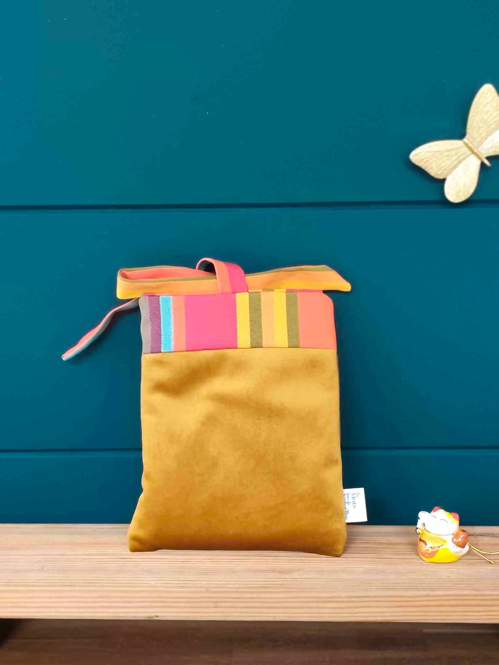 Pochette Livre Trio Mots dans du Velours, protège livre à rubans molletonné velours chic Jaune caramel